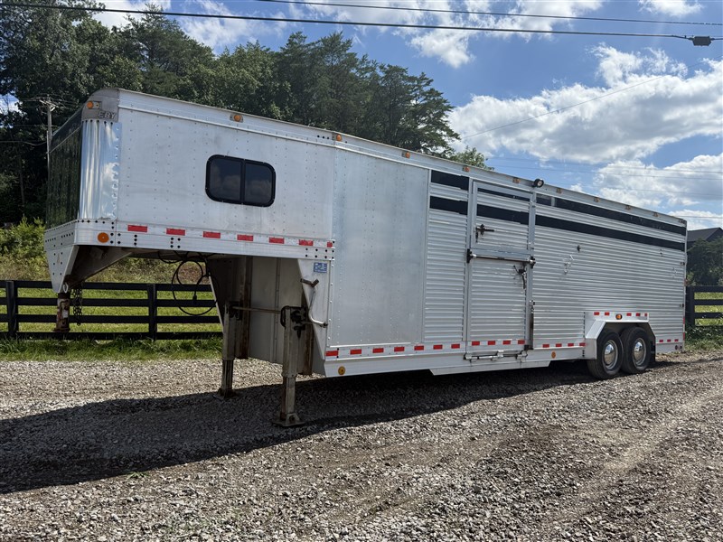 Trailer Photo 7