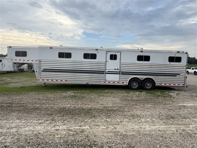 Trailer Photo 7