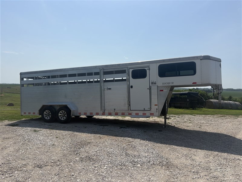 Trailer Photo 2