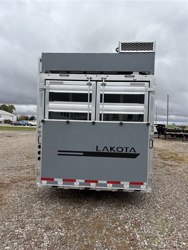 2027 Lakota photo 6