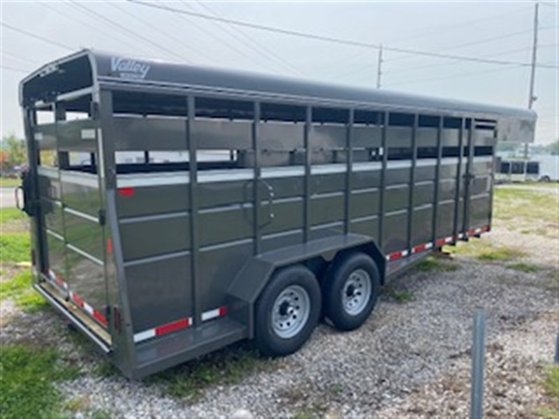 Trailer Photo 15