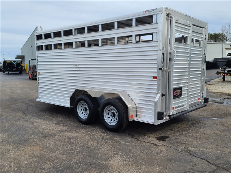 2023 Frontier 16' 7" livestock
