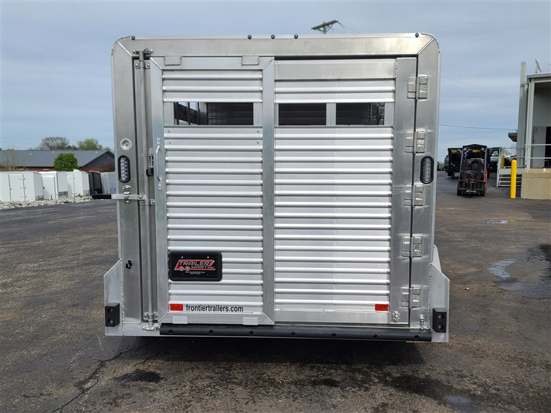 2023 Frontier 16' 7" livestock