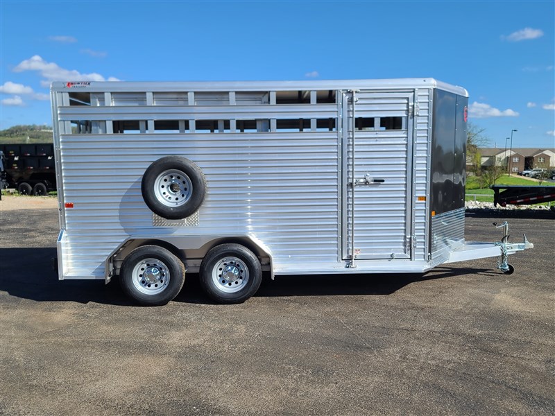 2023 Frontier 16' 7" livestock