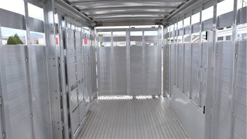 2023 Featherlite 2023 featherlite 8127gn 7x20 7' inside
