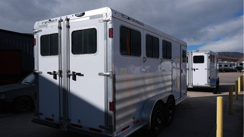 Trailer Photo 8