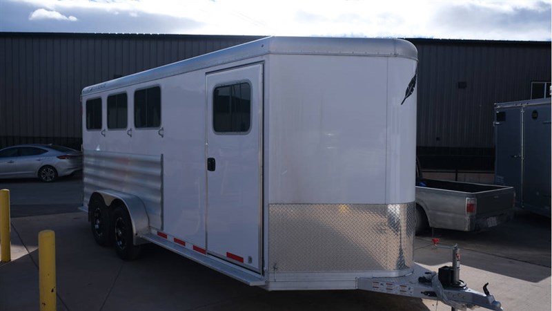 Trailer Photo 11