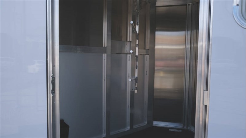 Trailer Photo 7