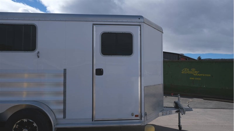 Trailer Photo 8