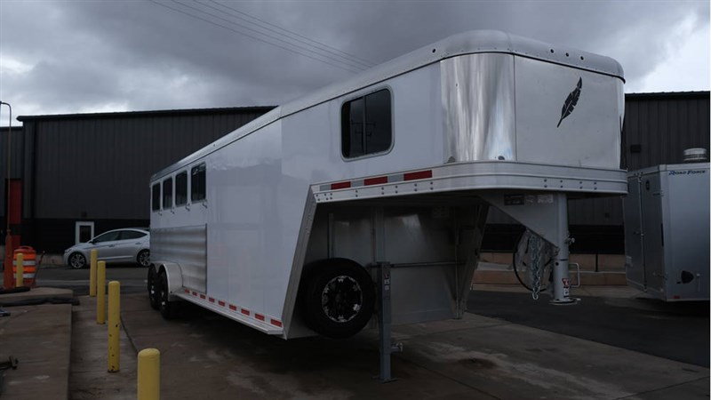 Trailer Photo 12