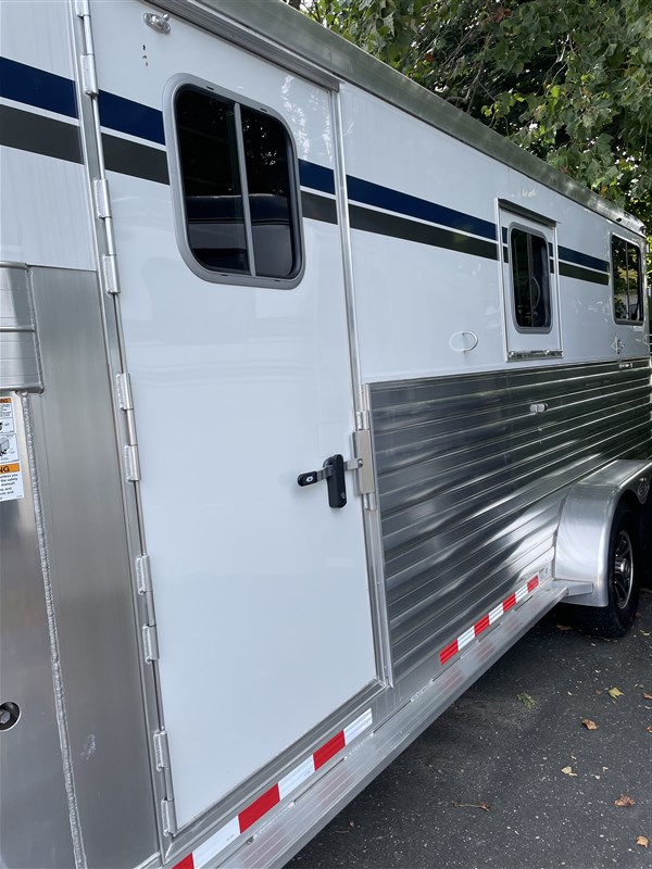 Trailer Photo 14