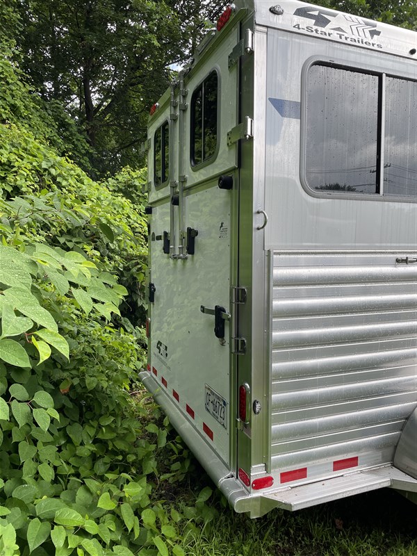 Trailer Photo 11