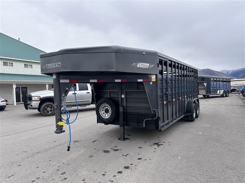 2025 Titan 20' stock