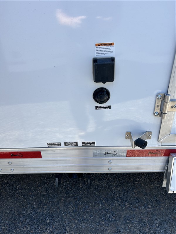 Trailer Photo 28