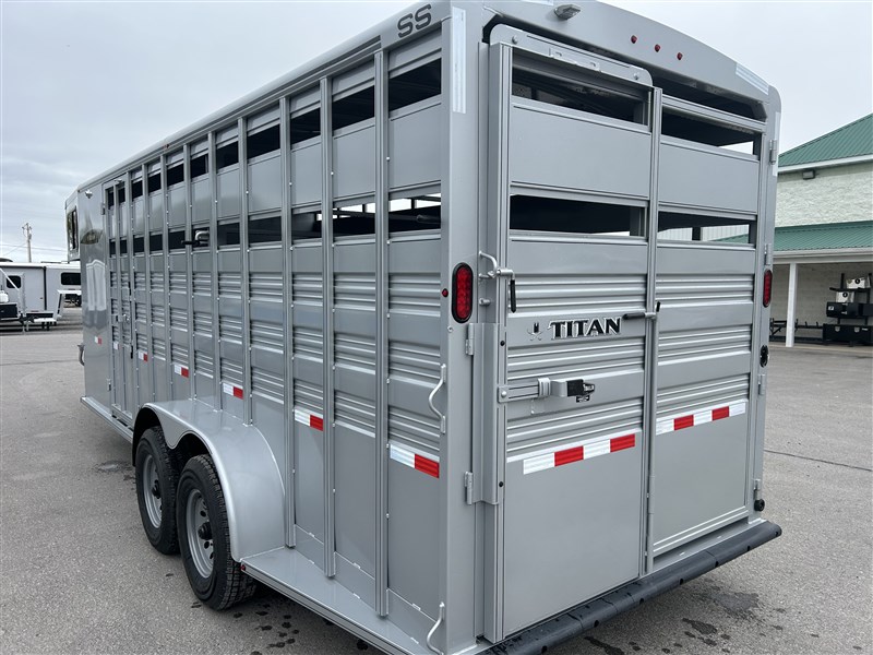 2026 Titan 20' stock combo