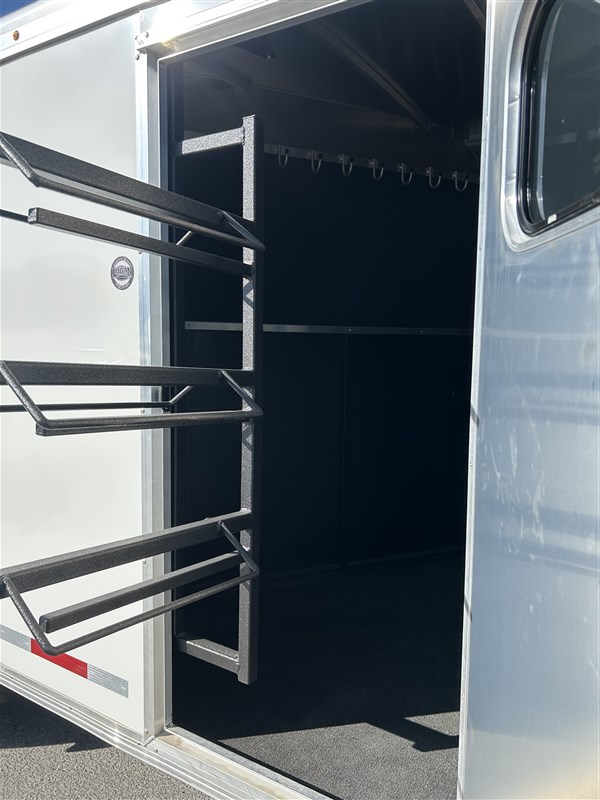 Trailer Photo 7