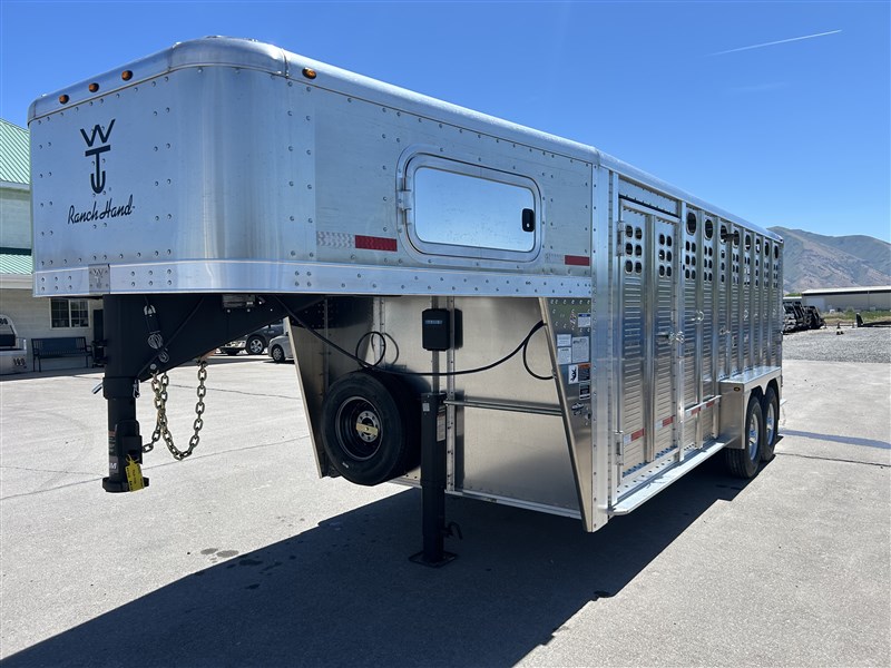 2027 Wilson 7x20 stock trailer