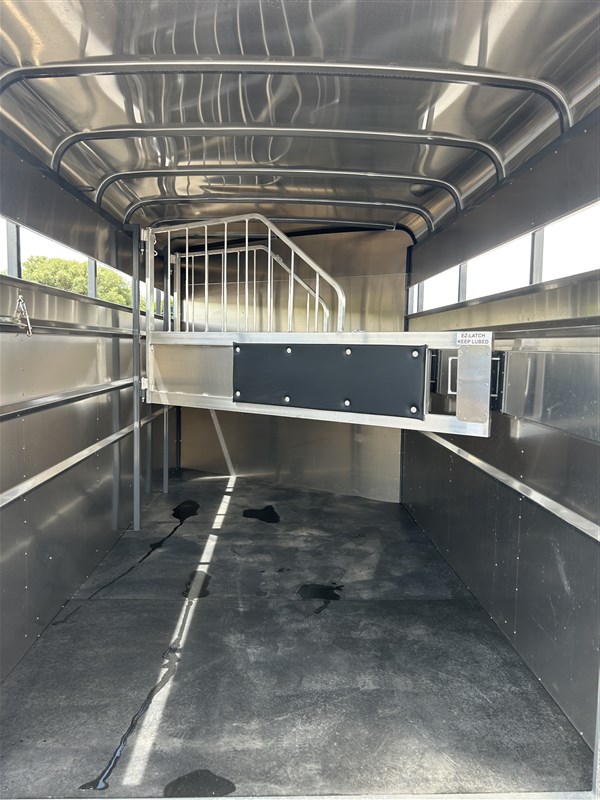 Trailer Photo 6