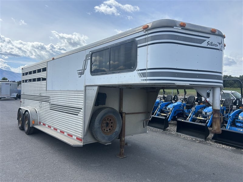 Trailer Photo 1