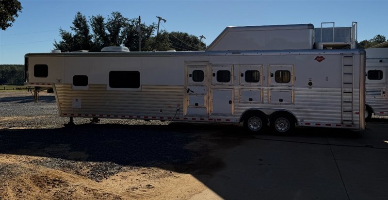 Trailer Photo 23