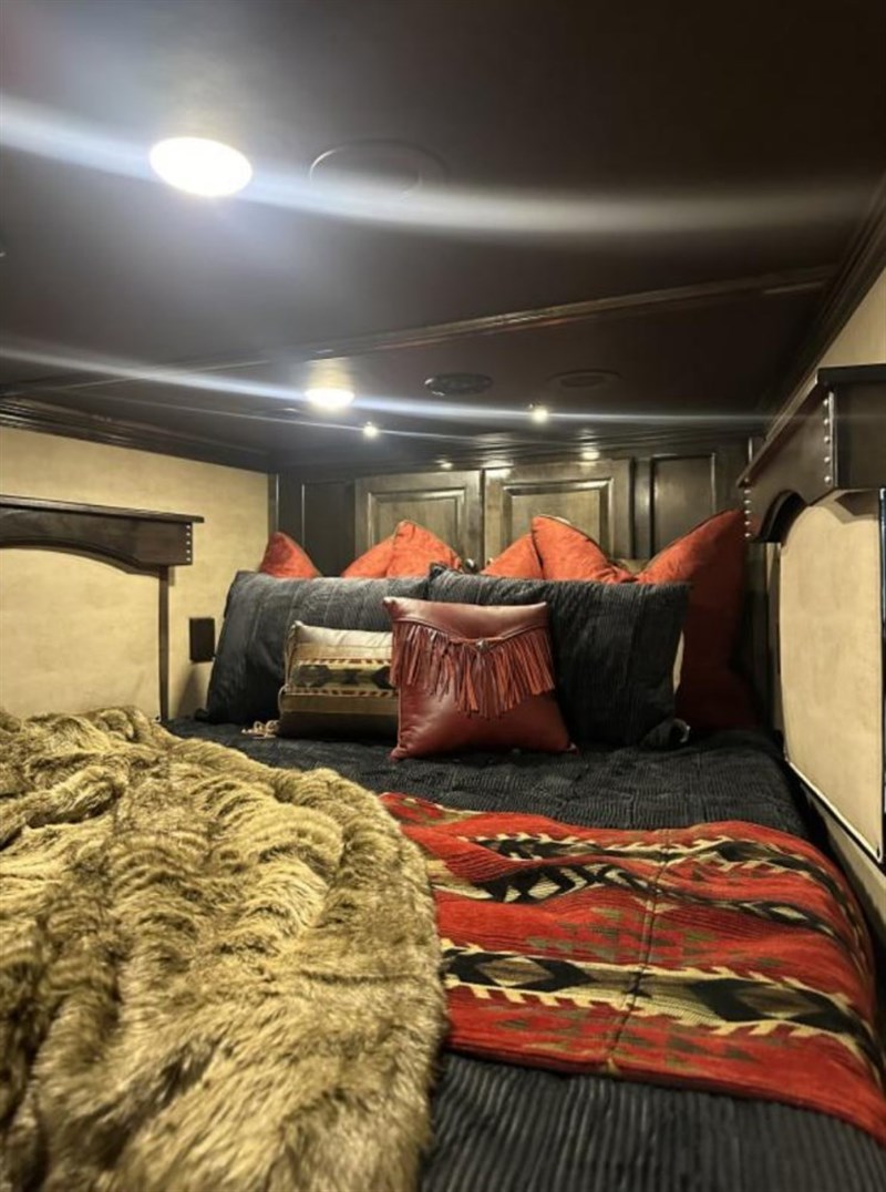 Trailer Photo 19