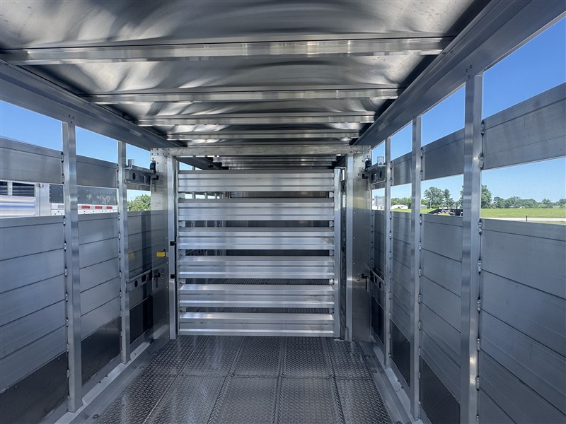2027 Eby 20' livestock trailer