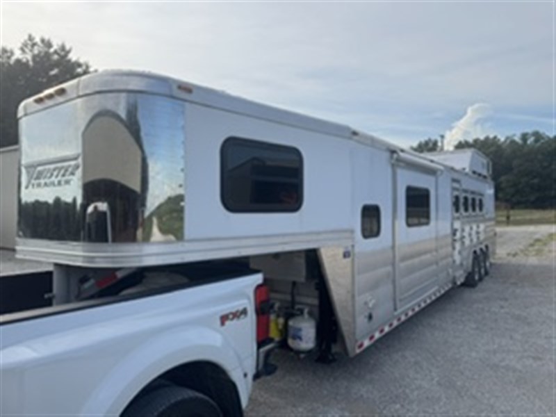 Trailer Photo 22
