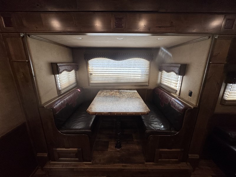 Trailer Photo 11