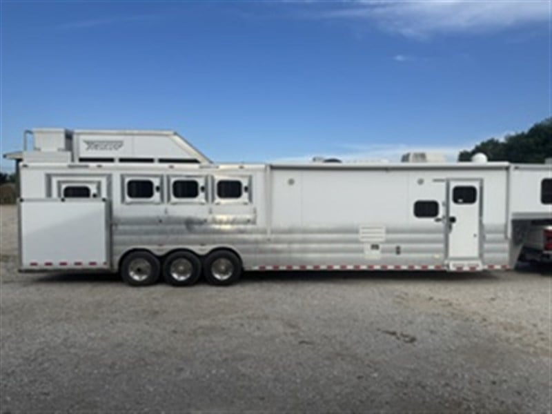 Trailer Photo 4