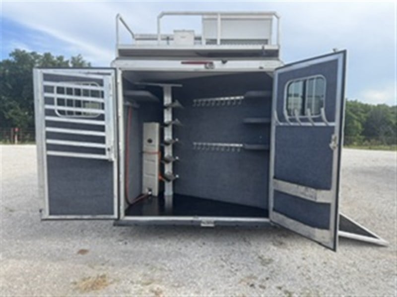 Trailer Photo 18