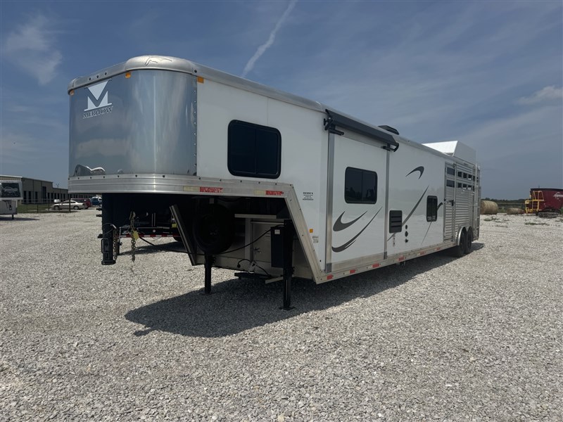 Trailer Photo 2