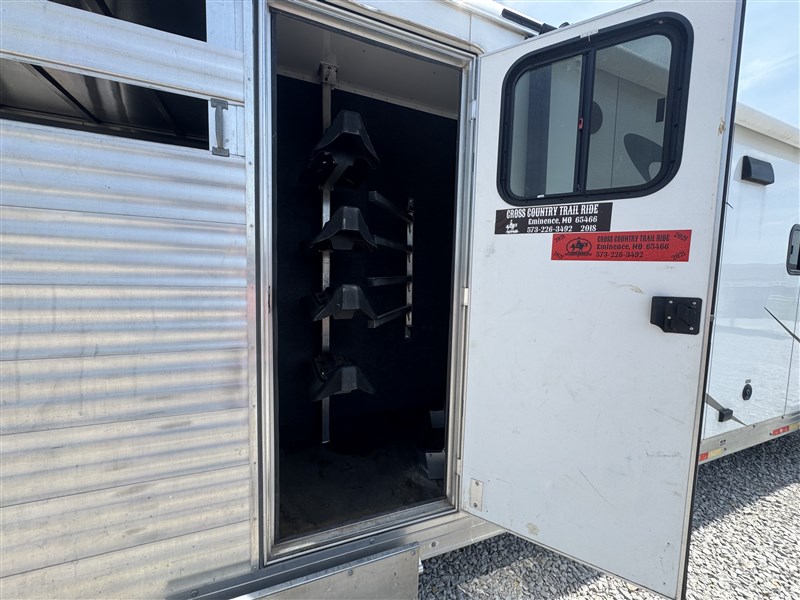 Trailer Photo 16