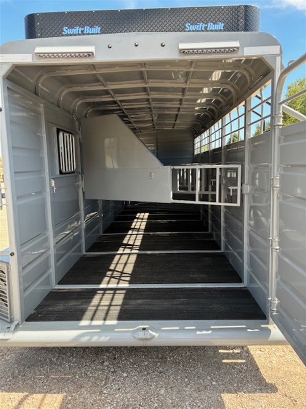 2026 Swift smart tack
