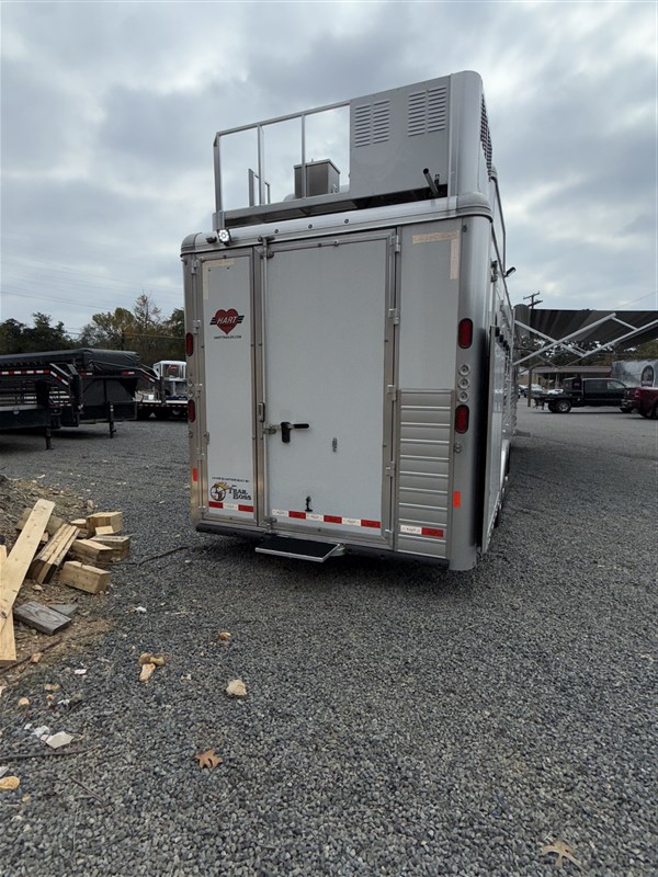 Trailer Photo 10