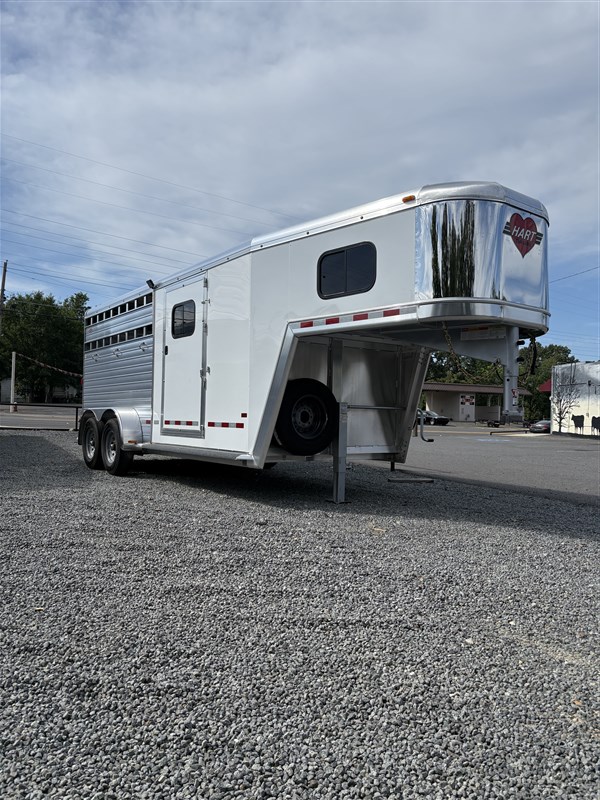 2026 Hart solution 3 horse gooseneck trailer