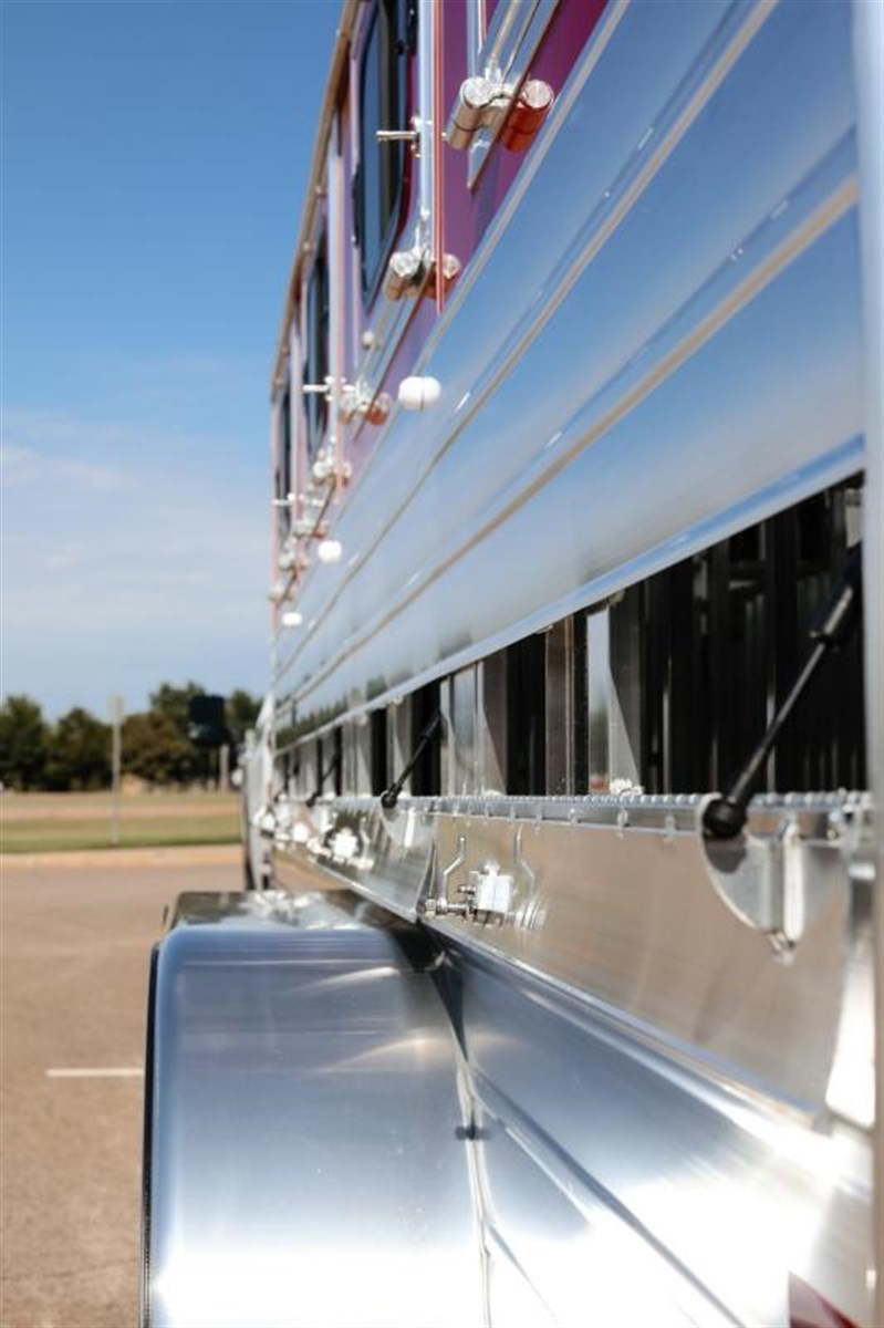 Trailer Photo 14