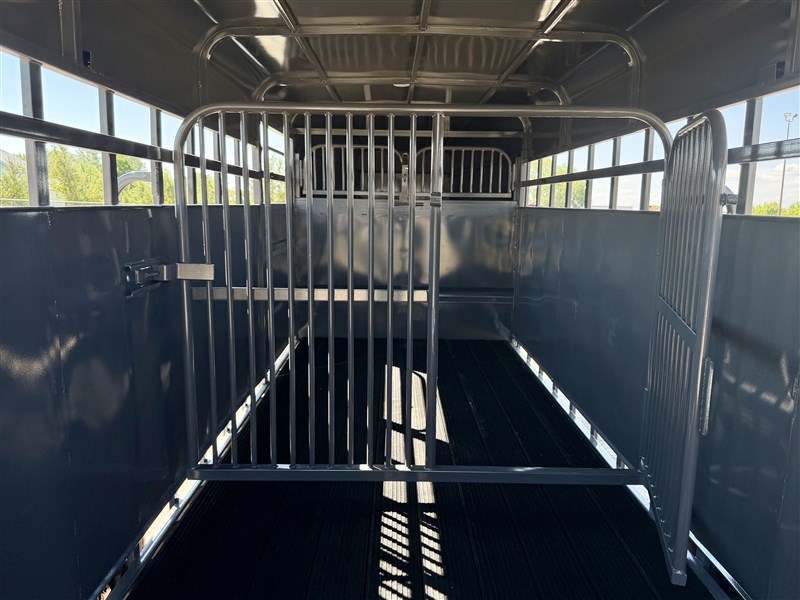 Trailer Photo 5