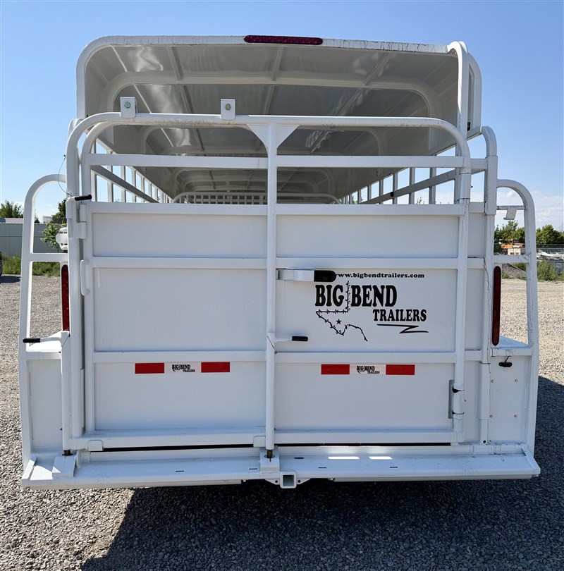 Trailer Photo 7