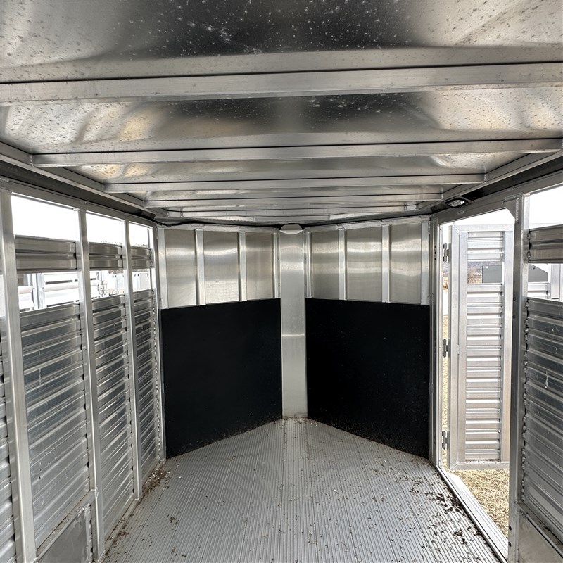 2025 Frontier stock low pro 12'7"