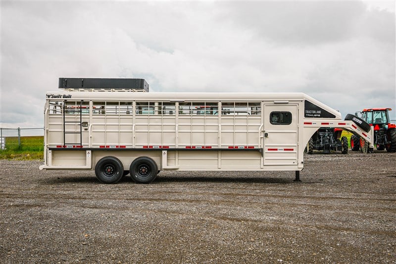 2026 Swift Built 24' Gooseneck Stock Combo Trailer