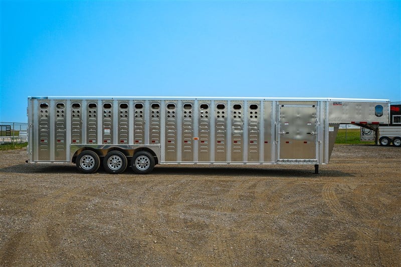 2027 Merritt 32' Cattle Baron Stock Gooseneck