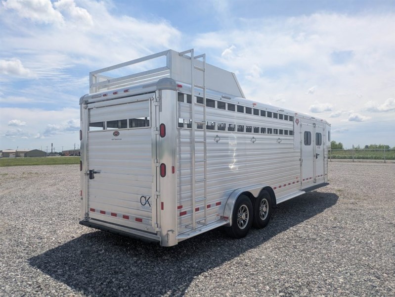 Trailer Photo 2