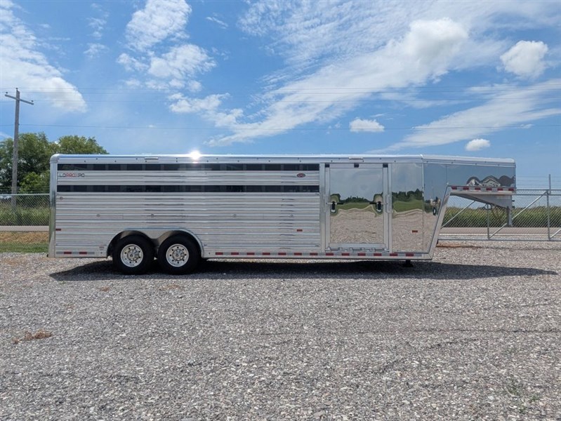 Trailer Photo 2