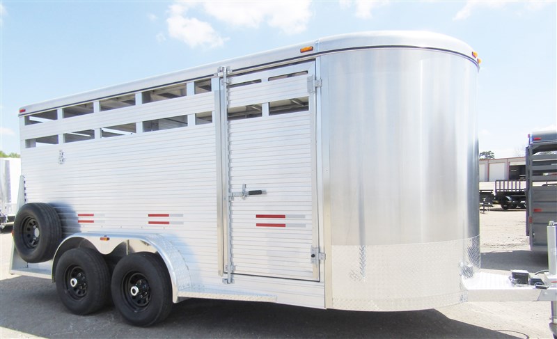 Trailer Photo 2