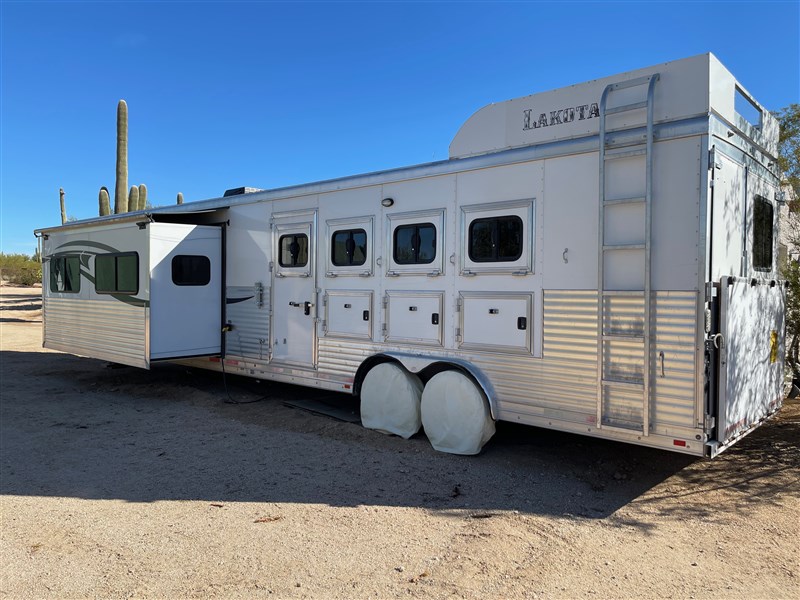 2015 Lakota charger 4h, model c8417eh (open to partial trade)