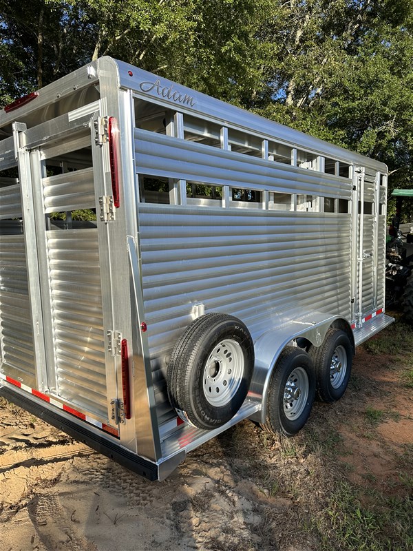 Trailer Photo 3