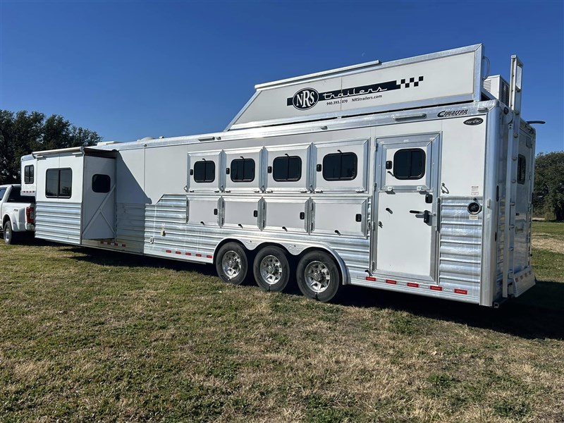 2020 Cimarron 5 Horse Reverse Slant