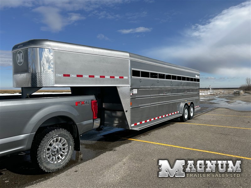 2024 Mustang 7'6"x24' trailer