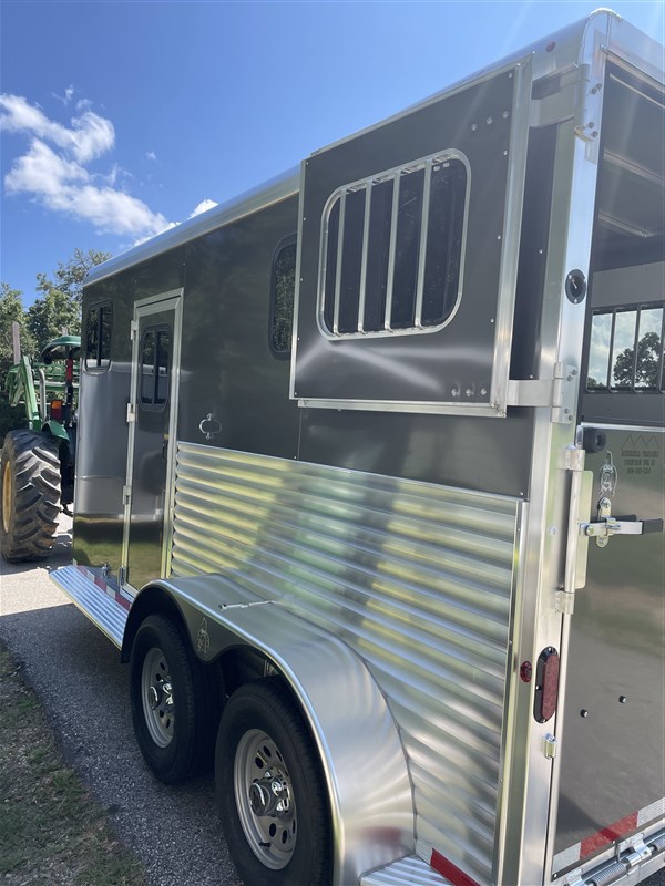 Trailer Photo 18