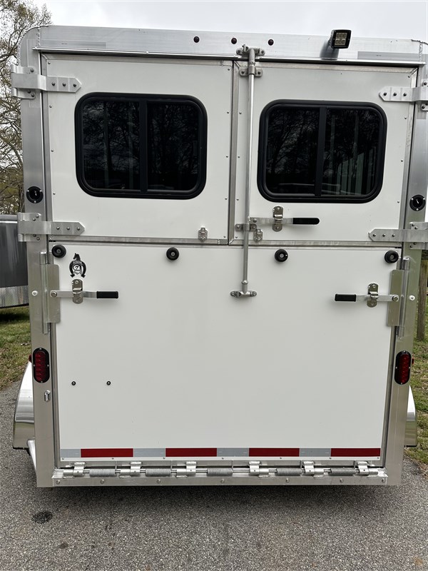 Trailer Photo 8